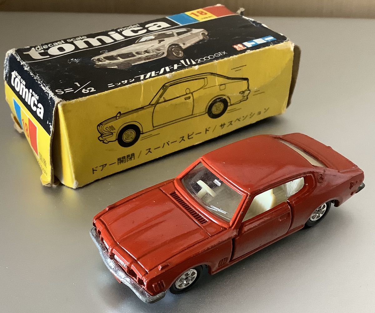 ブルーバード U 日本製 ホイル黒 トミカ 62-1-2 ニッサン ブルーバード