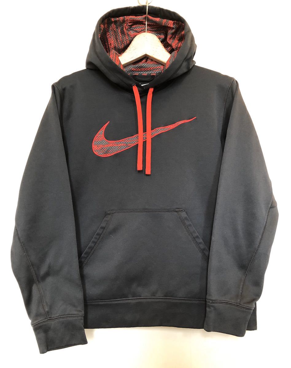 Nike ナイキ Therma Fit ジャージパーカーm 黒 スウェットパーカー フード付ジャージトップス スポーツトップス デカロゴ Hoodie の落札情報詳細 ヤフオク落札価格情報 オークフリー スマートフォン版