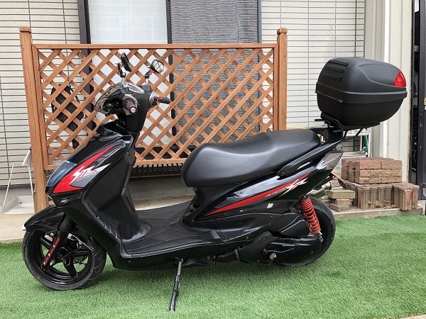 個人出品 ｙａｍａｈａ シグナスｘ ｓｒ 台湾モデル ブラック キャブ車 カスタム 中古車 メーター100 消耗品交換済み 試乗可 の落札情報詳細 ヤフオク落札価格情報 オークフリー スマートフォン版