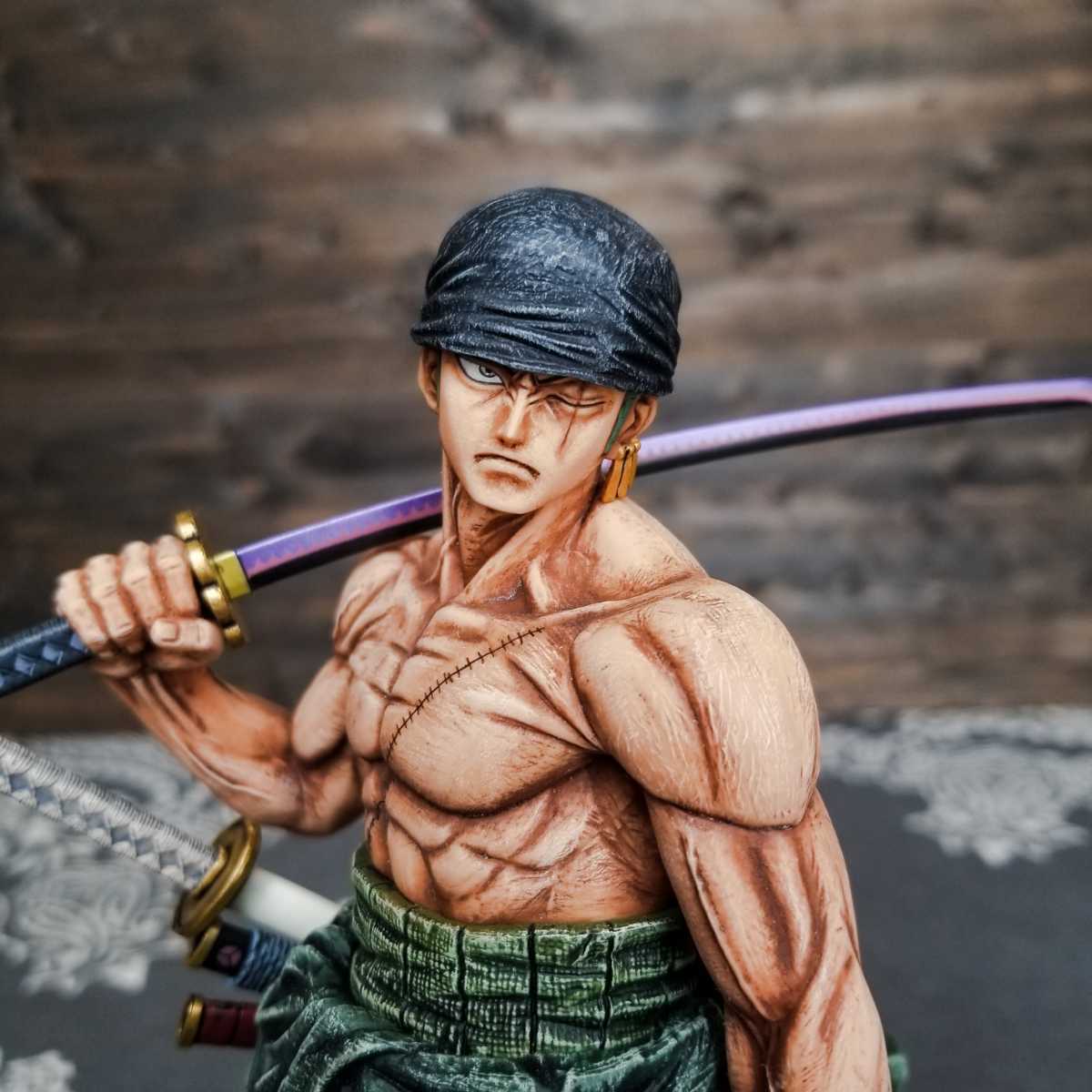 ゾロ リペイント 一番くじ B賞 No.02 フィギュア 台座付き ONE PIECE