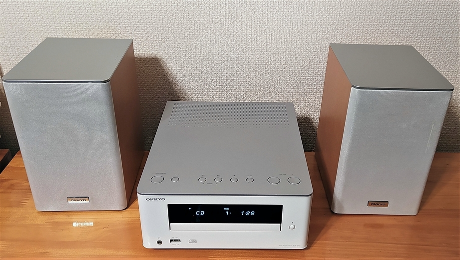 ONKYO X-U1 ミニコンポ スピーカー付き 取扱説明書付き iPod対応