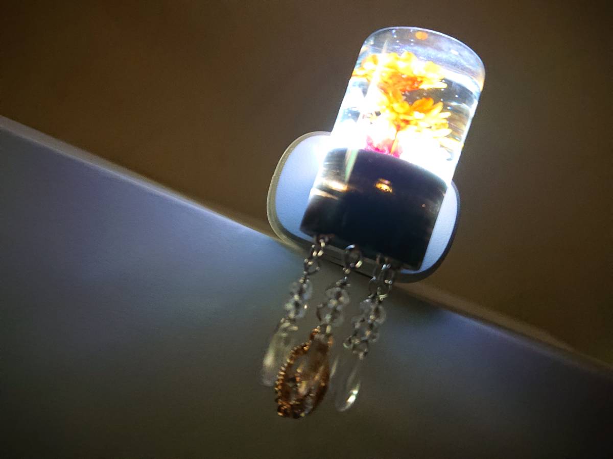 新品 水中花 Usb 光る シャンデリア 黒 デコトラ トラック野郎 一番星 軽トラ 軽バン キャンパー サロンバス ゴールドキング 旧車 当時物 の落札情報詳細 ヤフオク落札価格情報 オークフリー スマートフォン版