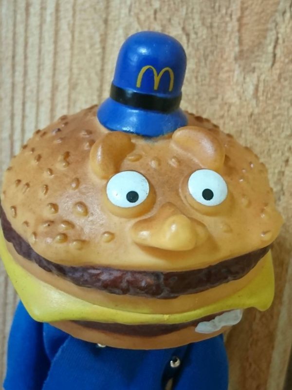70s Remco レムコ社 マクドナルド ビッグマック ポリス ドール フィギュア ビンテージ 販促 広告 バーガーキング エッソボーイ の落札情報詳細 ヤフオク落札価格情報 オークフリー スマートフォン版