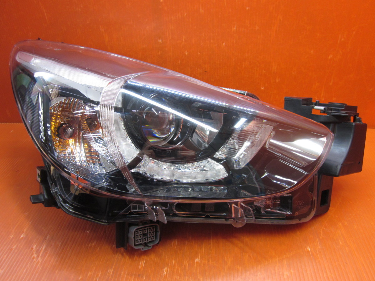 S マツダ デミオ Dj系 前期純正 Led ヘッドライト 右側 Koito 100 173 打刻 Z D09k 中古品 の落札情報詳細 ヤフオク落札価格情報 オークフリー スマートフォン版