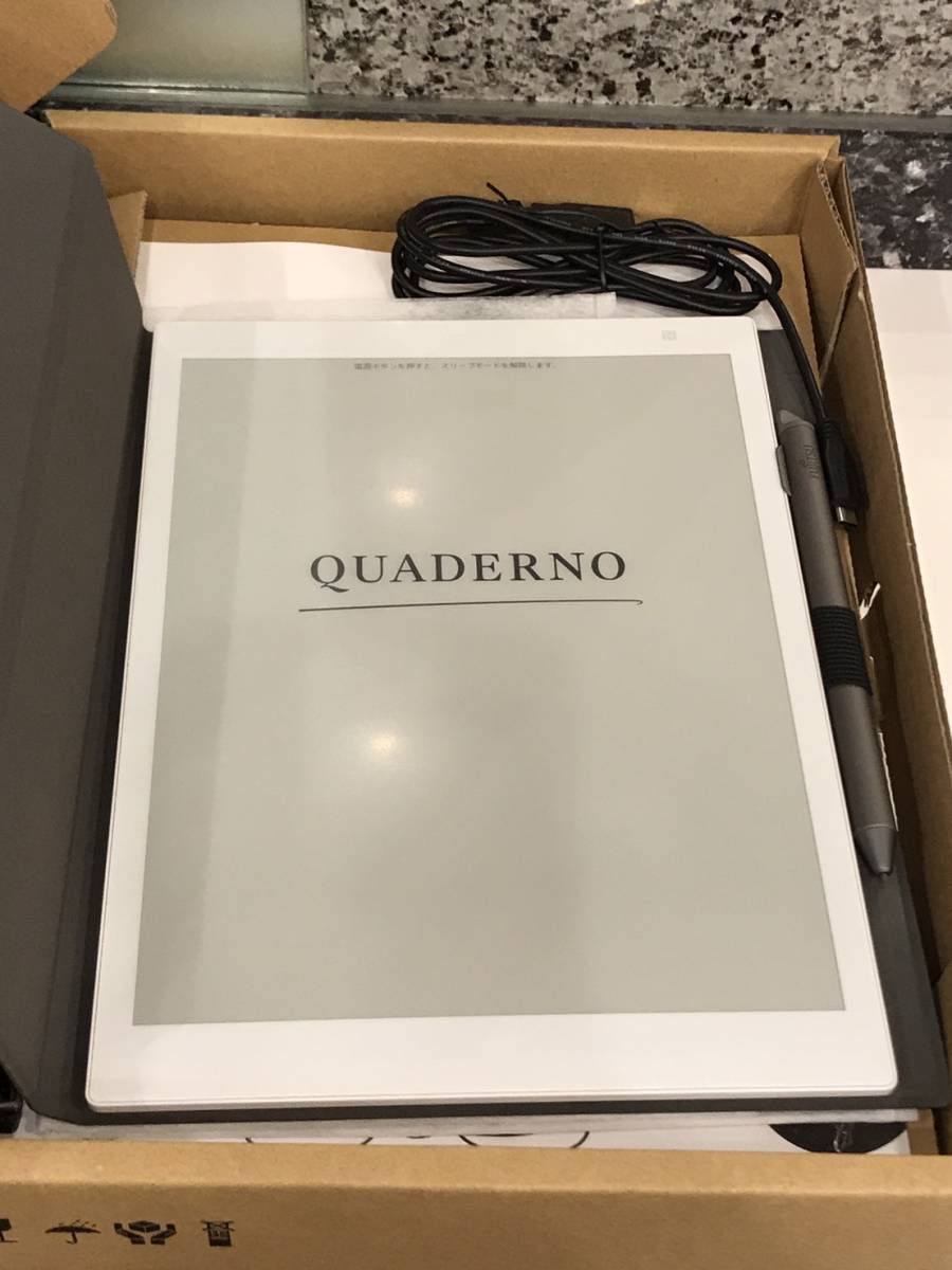 QUADERNO A5 FUJITSU FMV-DPP04 富士通 電子ペーパー クアデルノ