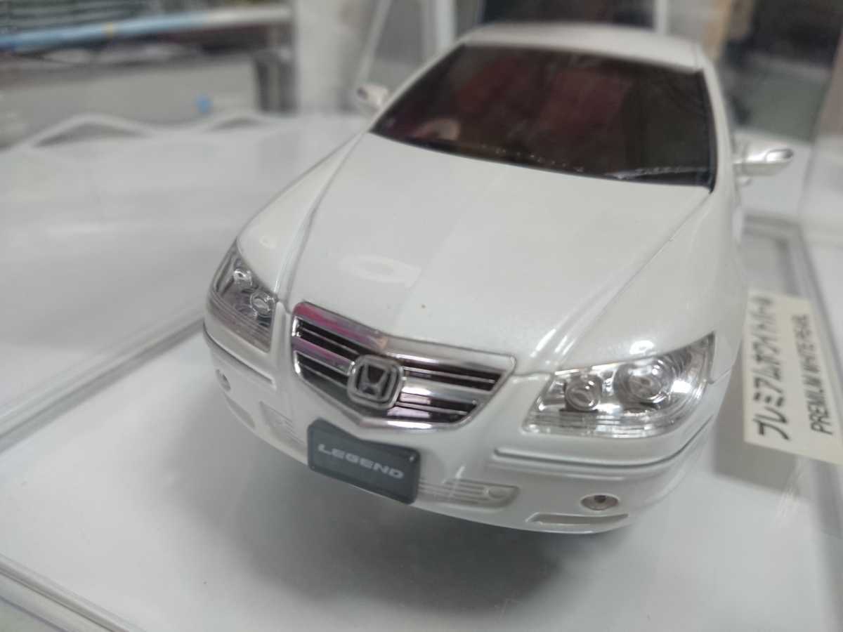 1/24 ホンダ　カラーサンプル　ミニカー　レジェンド　ホワイトパール ホンダ レジェンド KB1 カラーサンプル プレミアムホワイトパール 1/24