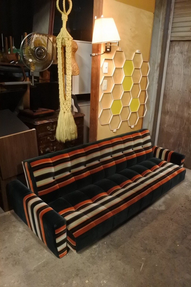 カリモク ソファ ベッド 花柄 3シーター アンティーク レトロ3人掛け