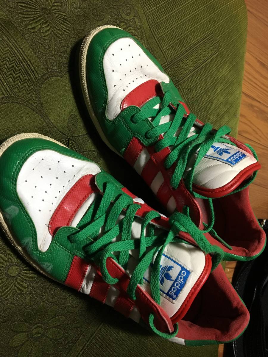 アディダス Adidas スニーカー シューズ 靴 メンズ 26 0cm Evn 伝統紋様 七宝モデル カラフル極彩色のデザイン の落札情報詳細 ヤフオク落札価格情報 オークフリー スマートフォン版