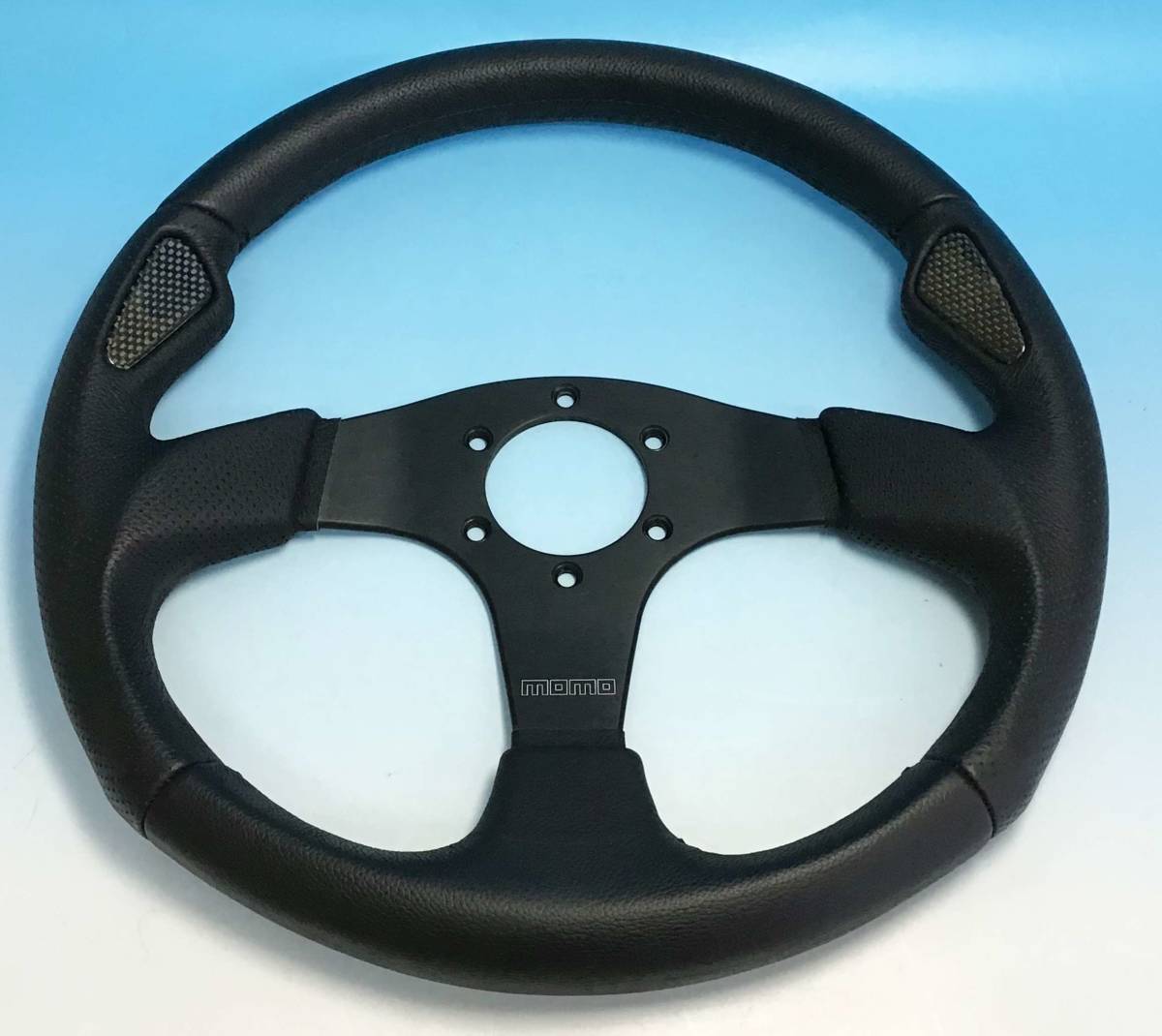 2413 Momo ステアリング ハンドル Volanti St Whl 35f 10 13 ホーンボタン付き 黒 ブラック カーボン調 車 カー 用品 パーツ 内装 モモ の落札情報詳細 ヤフオク落札価格情報 オークフリー スマートフォン版