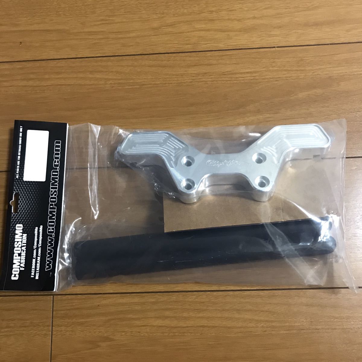 新品】ComposiMo製 GROM Monkey125 Cafebarz セパレートハンドル 新品】ComposiMo製 GROM Monkey125 Cafebarz セパレートハンドル