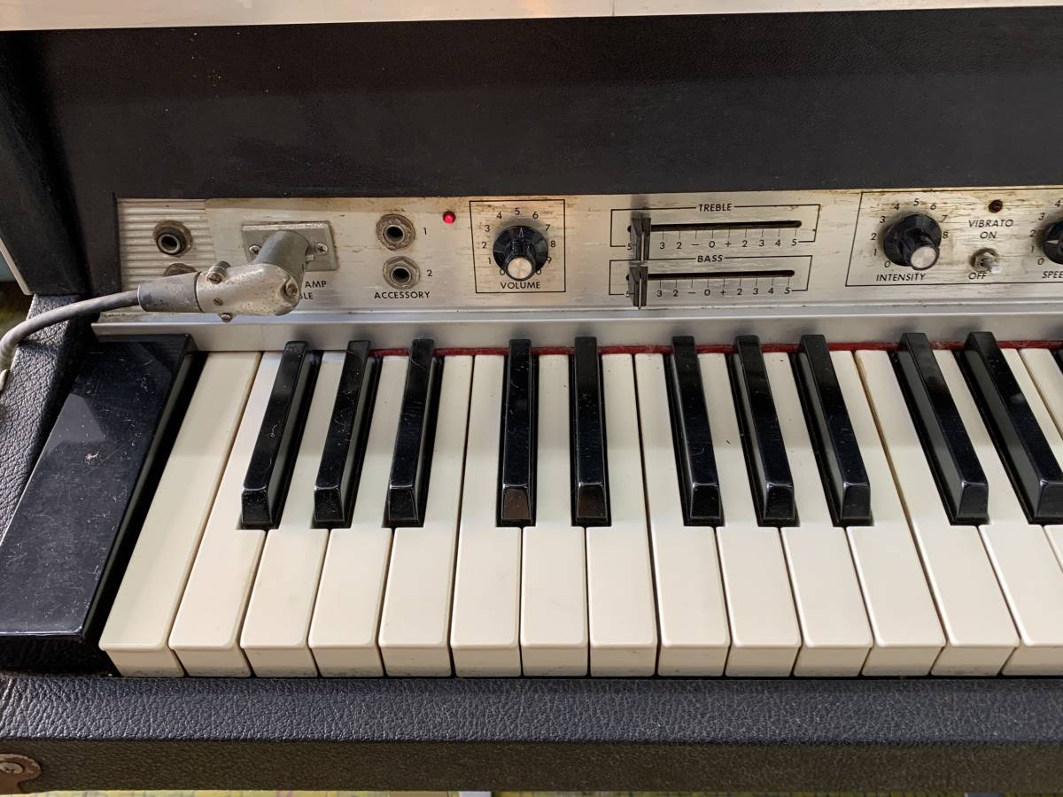 激レア 音出し確認のみ Rhodes 電子ピアノ Seventythree Fr7710 電源コード付き ローズ 現状品 ジャンク 直引取のみ 発送不可 川崎区 の落札情報詳細 ヤフオク落札価格情報 オークフリー スマートフォン版