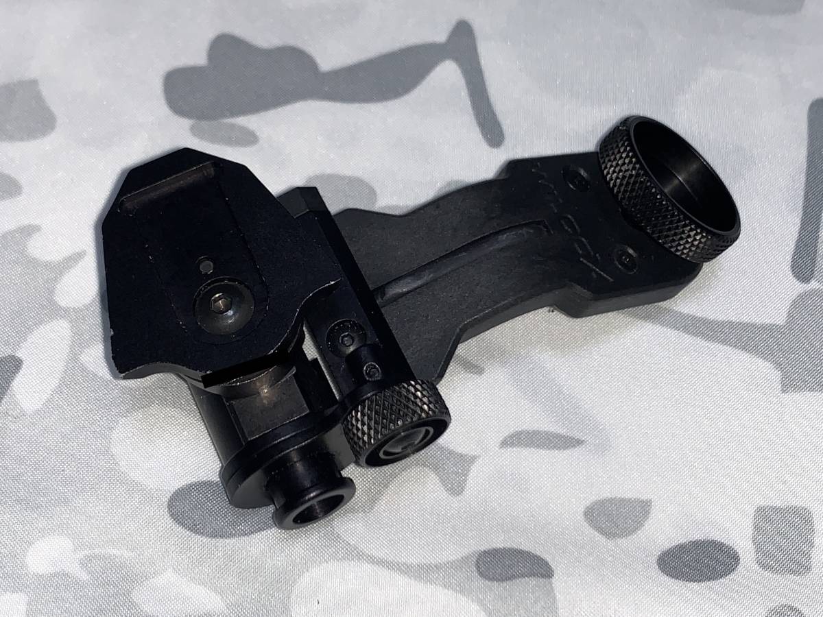 実物 wilcox Jアーム ナイトビジョン マウント PVS トレポン peq