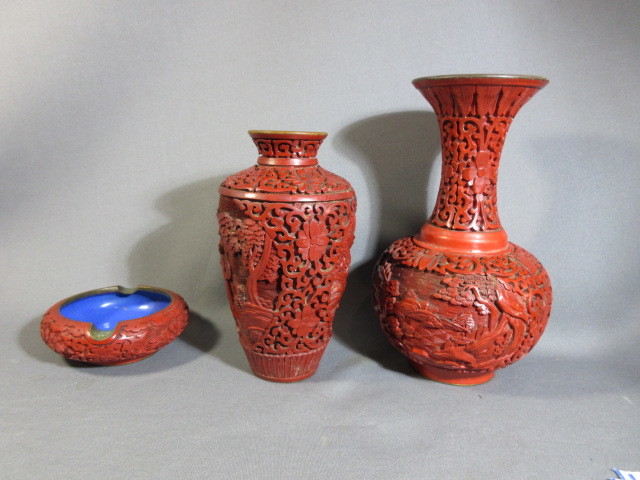 北京彫漆厂 精製【堆朱 紫禁城商標 花瓶/壺/灰皿 人物図/花図 内七宝