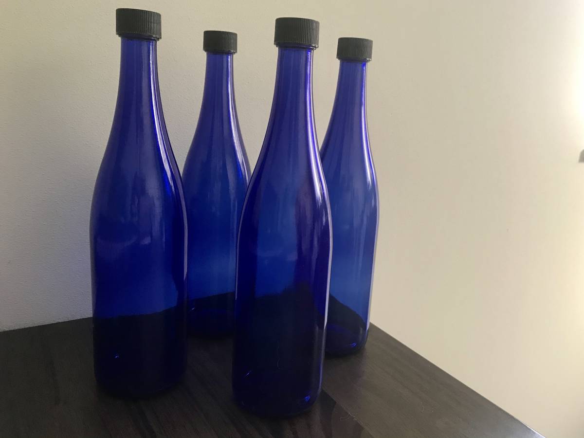 ブルーボトル 3本セット 7ml 蓋付き ブルーソーラーウォーター ガラス ホ オポノポノ 瓶 ビン 青色 青 植木にハワイのおまじない 水さし の落札情報詳細 ヤフオク落札価格情報 オークフリー スマートフォン版