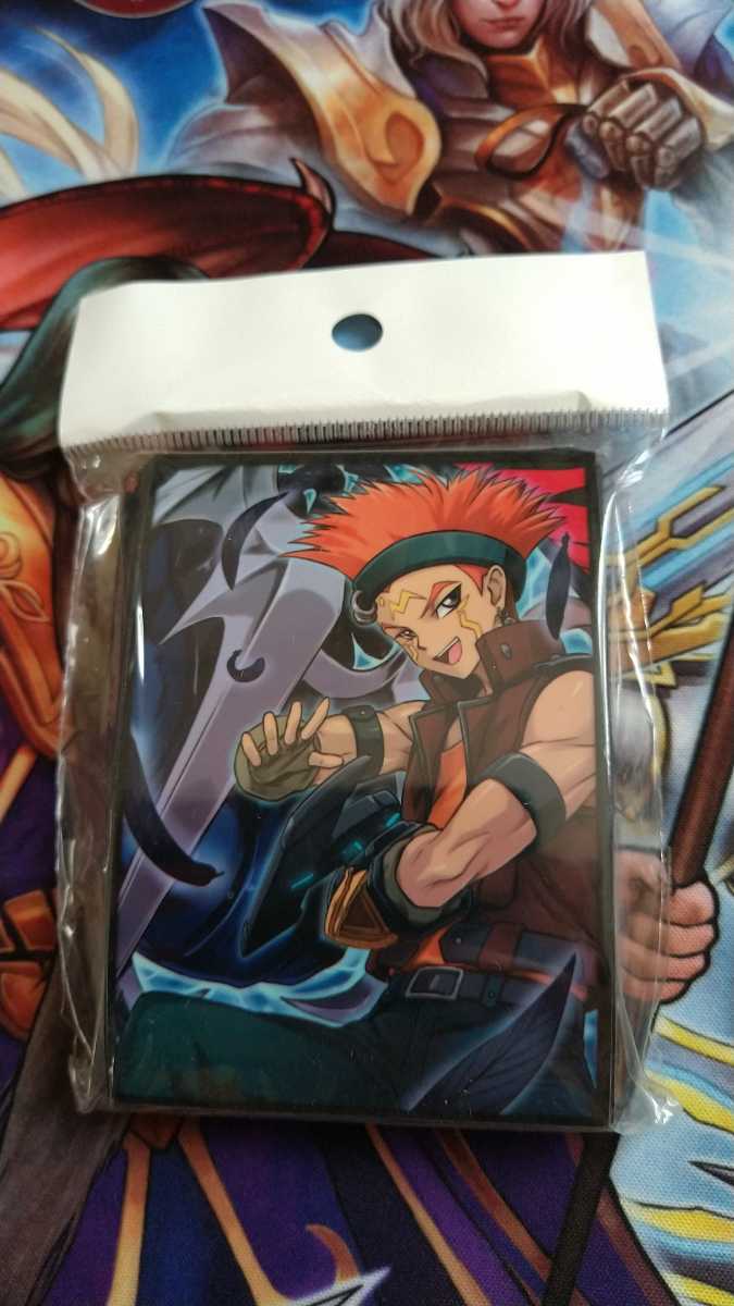 新品】 新品未開封 遊戯王 スリーブ 放蕩スリーブ No.52 クロウ