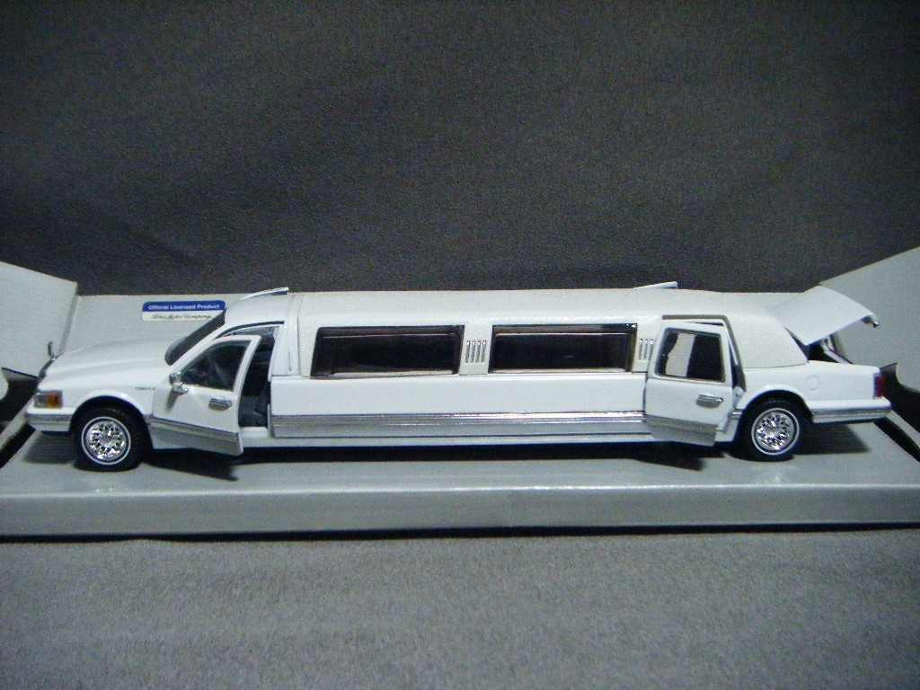 Lincoln Limousine 1996 ミニカー 1/24 scale