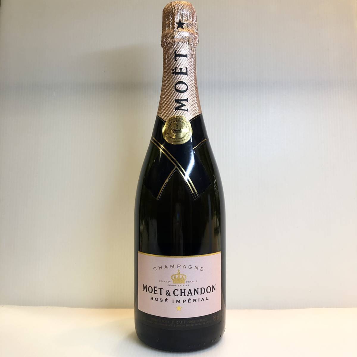 新品 Moet Chandon モエ エ シャンドン ロゼ Rose Imperial 果実酒 度数12 750ml 未開栓 シャンパン お酒 古酒 収集 趣味 Da0 の落札情報詳細 ヤフオク落札価格情報 オークフリー スマートフォン版