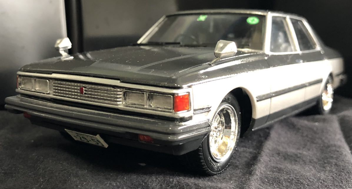 1/24 アリイ 初代 51クレスタ スーパールーセント、ツートンカラー