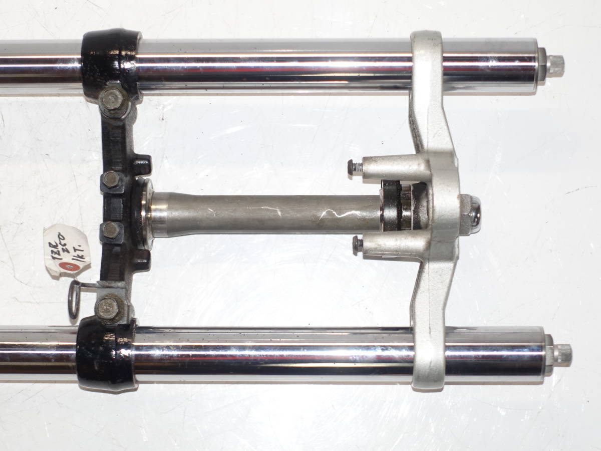 手持ち品最後です 未使用RZ250R 29L純正フロントフォーク左