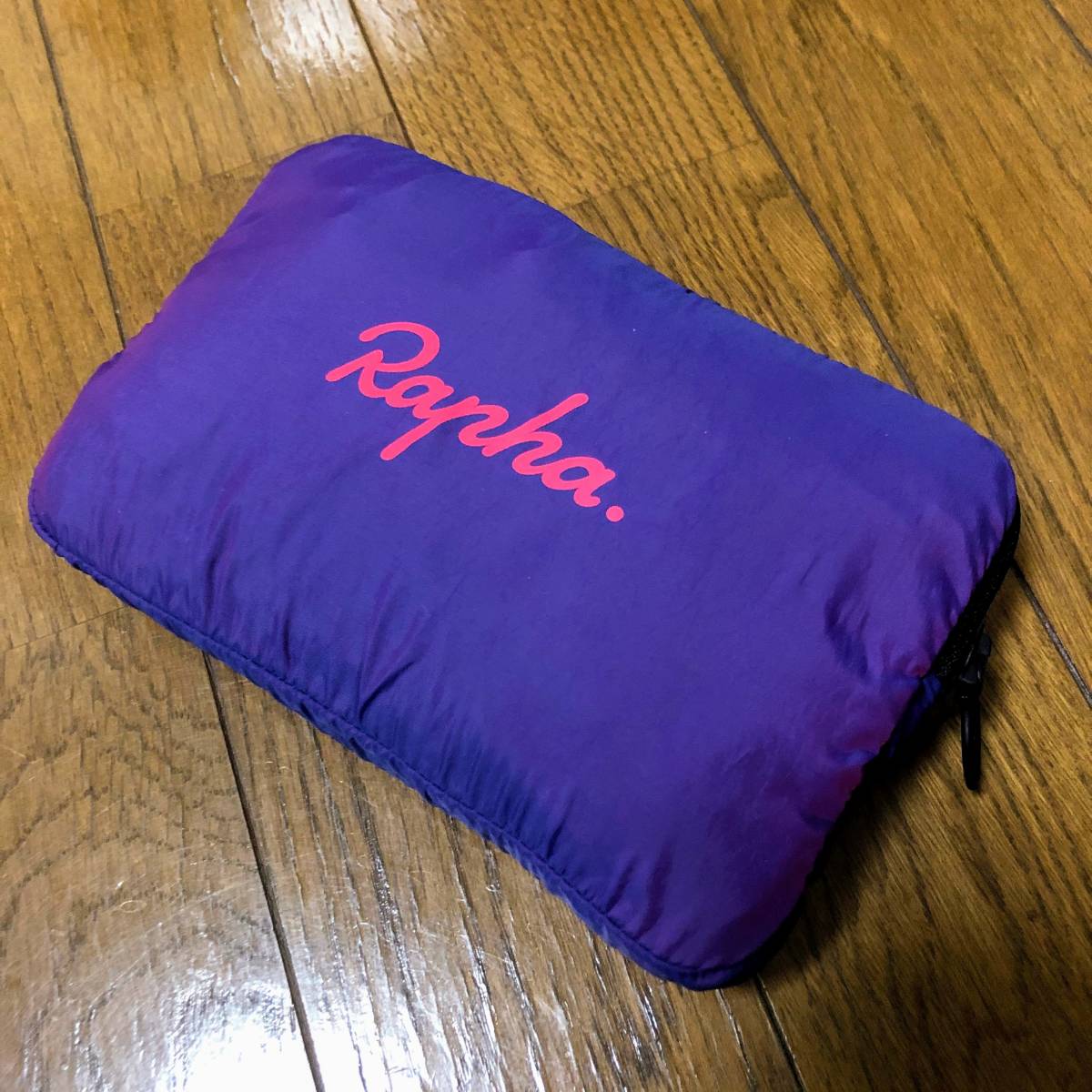 ラファーIRIDESCENT PACK JACKET XSサイズ Rapha Iridescent Reflective Pack Jacket XSサイズ パープル