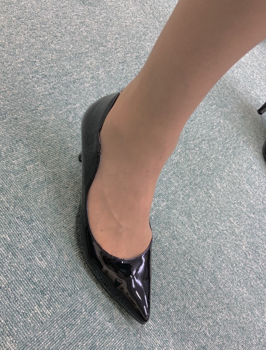 パンスト　パンプス 