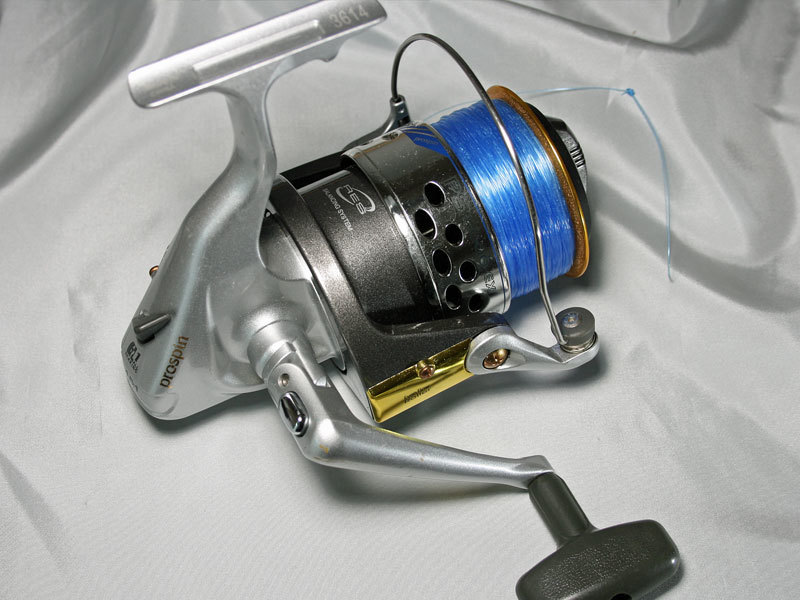 はひ 竹虎 ヒューゴステッキオフセット多点杖 ブラック 104760 介護