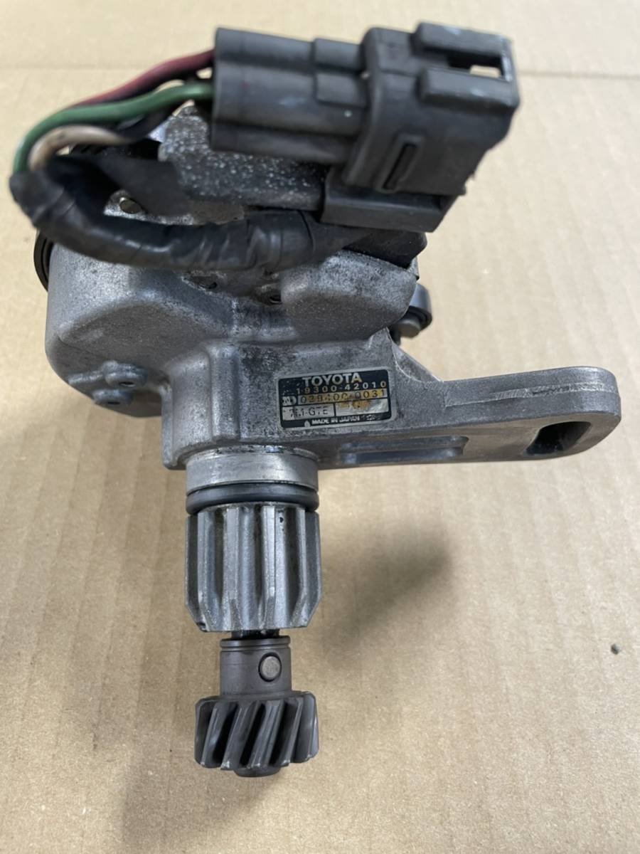 トヨタ　MZ20ソアラ　MA70スープラ　カムポジションセンサーカバー トヨタMZ20ソアラMA70スープラカムポジションセンサーカバー