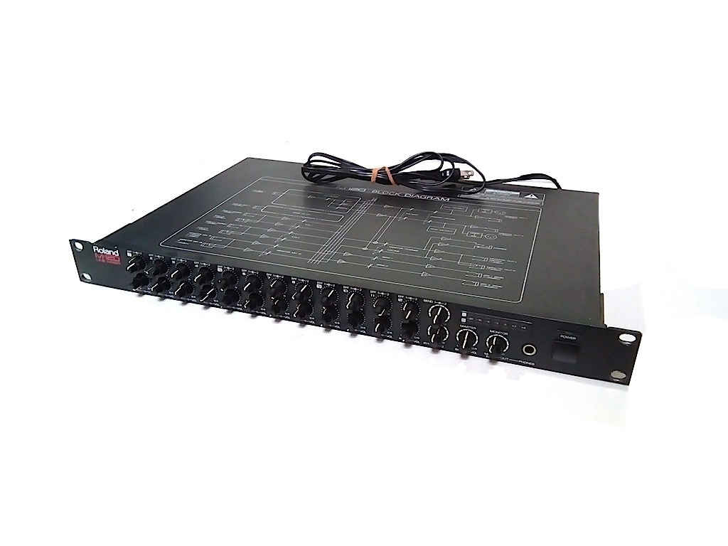 値下Roland M-120 12チャンネル 1Uラックマウント ラインミキサー