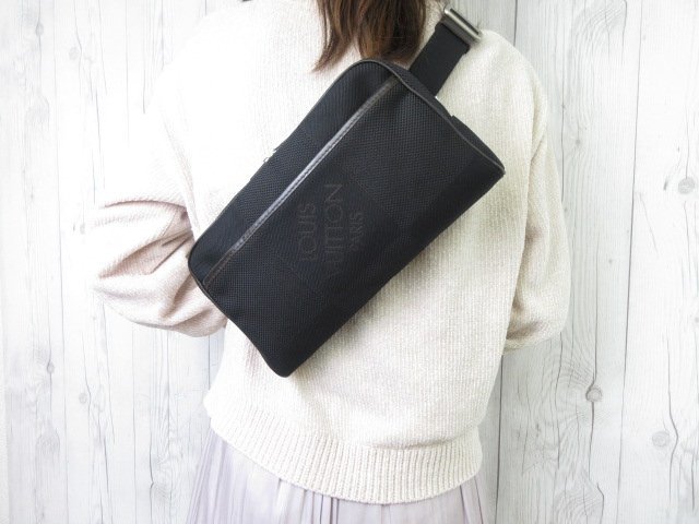 ルイヴィトン ボディバッグ ショルダーバッグ　ダミエジェアン　アクロバット ルイヴィトン ダミエ ジェアン アクロバット ショルダーバッグ
