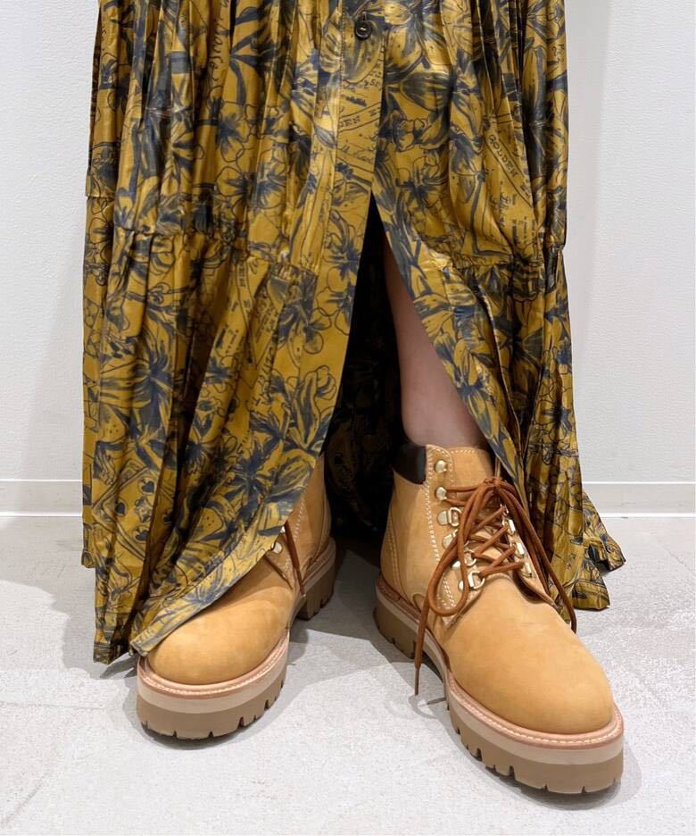 【カミナンド】MOUNTAIN FUR BOOTS アパルトモン L'Appartement CAMINANDO MOUNTAINFURBOOTS