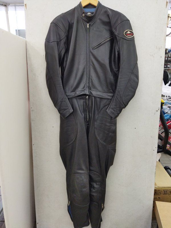 クシタニレザーセパレート革ツナギ