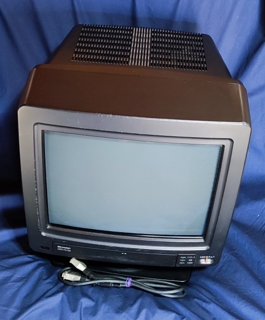 傷や汚れあり】Sharp CZ-602D-BK ブラウン管モニター 15KHz 24KHz