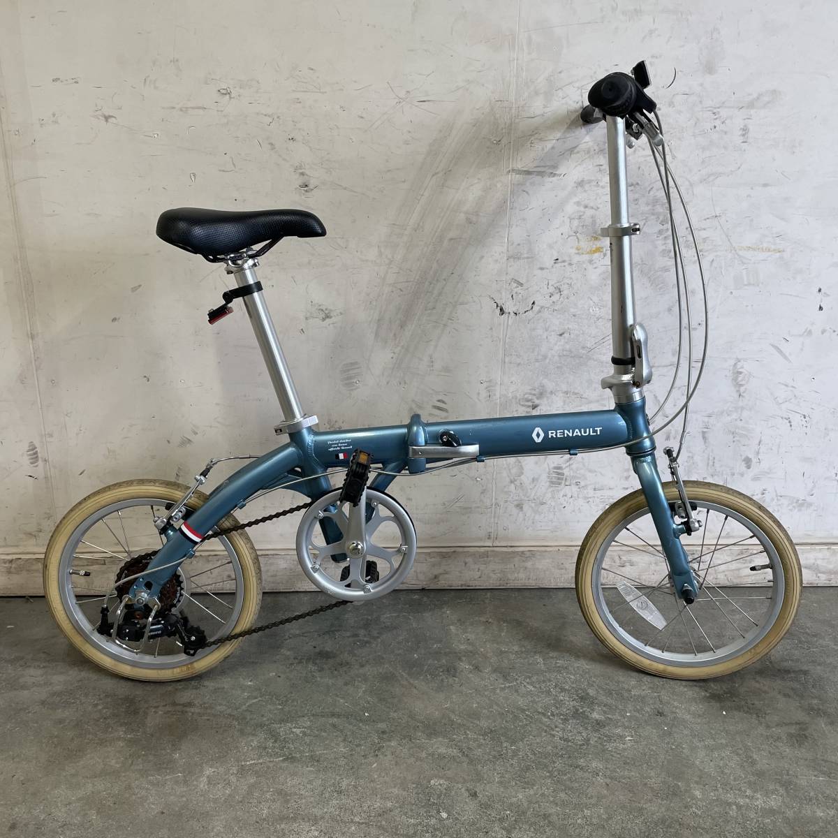 ルノー24インチ折り畳み 車 美品！！