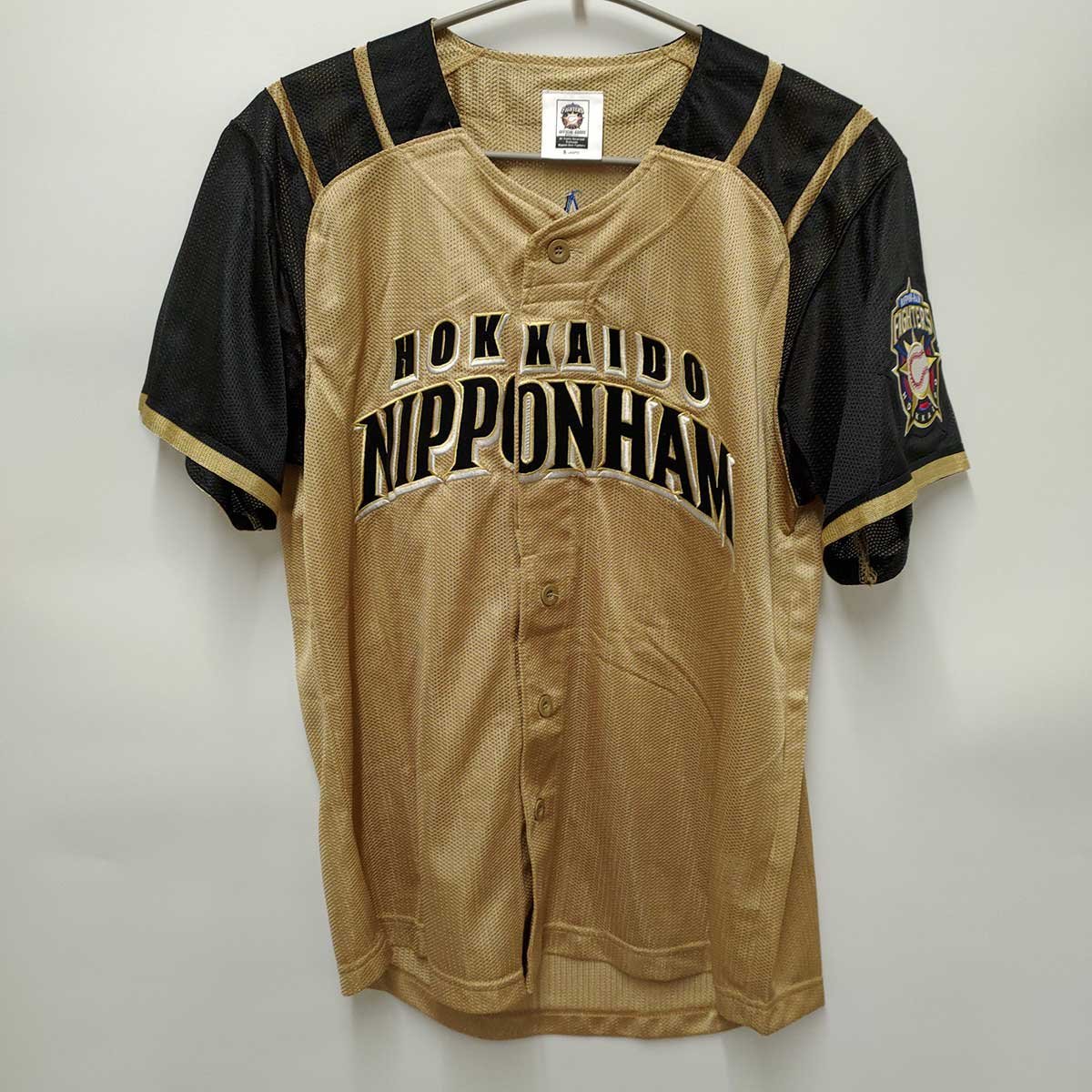 目立った傷や汚れなし】【中古】北海道 日本ハムファイターズ 2011