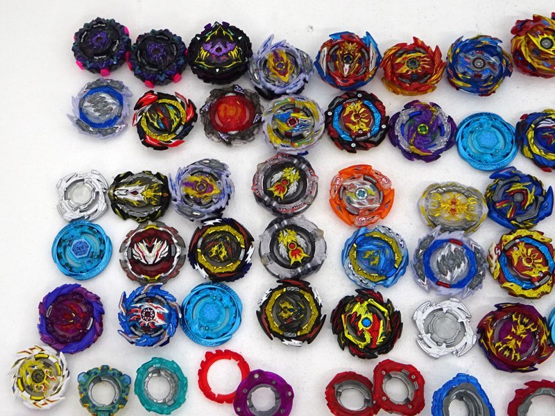 ベイブレードバースト　ジャンク Amazon.co.jp: Beyblade Burst B-142 Booster Judgment Joker