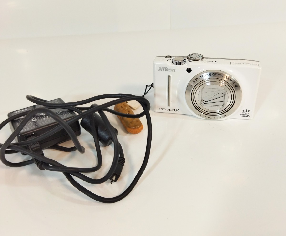 美品 Nikon COOLPIX S8200 オールドコンデジ オールドデジカメ