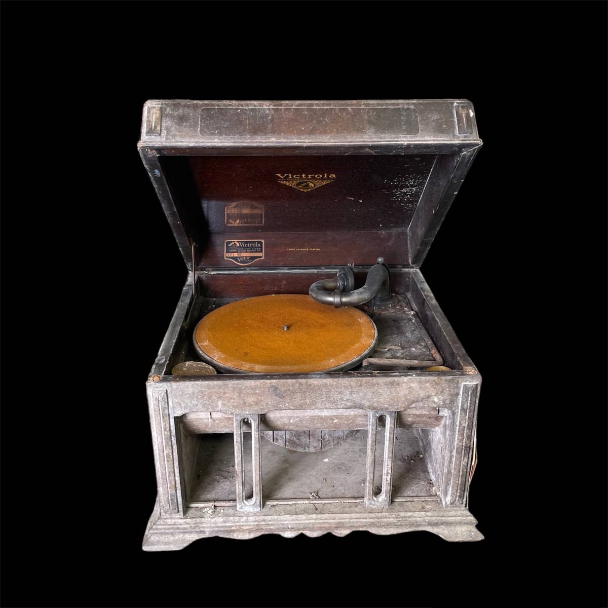 アンティーク　日本1930年代製Victor ビクター 箱式手回し骨董蓄音機　78回転　音質良い　レコード1枚と針20本プレゼント！ 低価，100%新品 Victor ビクター 蓄音機 アンティーク 登録 62713号