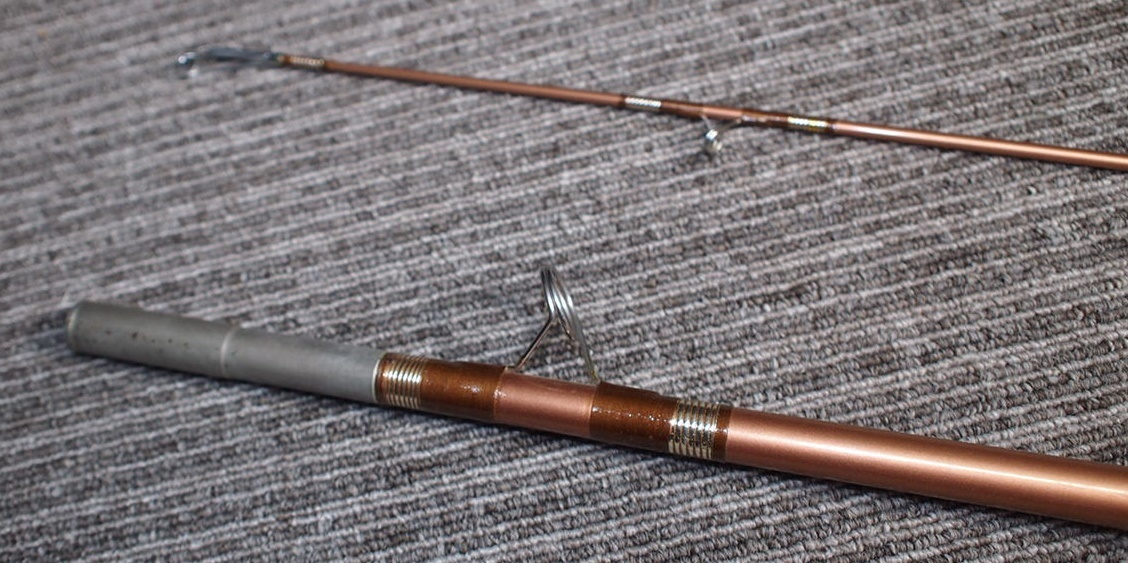 Abu Svangsta 405 9' two piece Heavy Duty Fishing Rod YI キ7