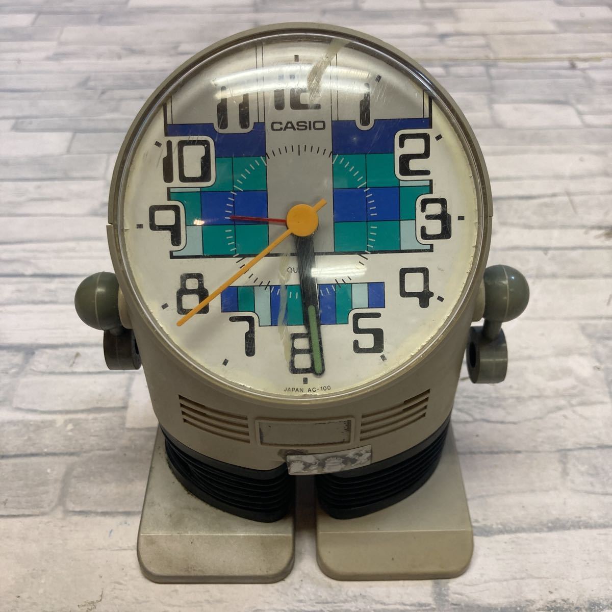 【傷や汚れあり】1088番 ビンテージ 80年代 CASIOカシオ ロボット型アラームクロック AC100 Robot Alarm