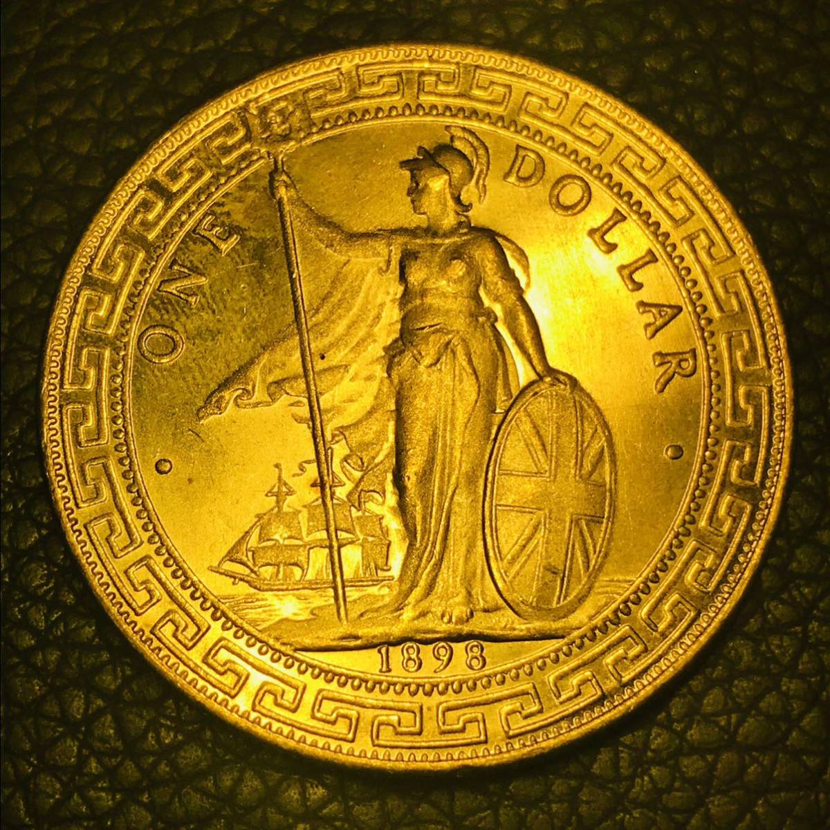 目立った傷や汚れなし】イギリス 金貨 壹圓 1898年 イギリス領香港