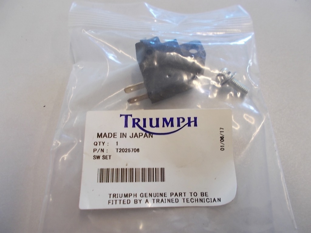 【未使用】トライアンフ 純正新品 Daytona、Speed Triple、Street Triple フロントブレーキスイッチ／Switch Set、Front M／Cyl T2025706