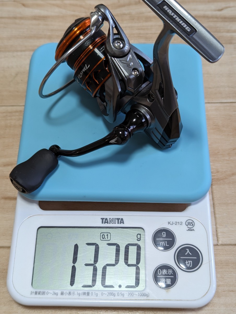 KastKing Kestrel1000 カストキングアジングトラウト