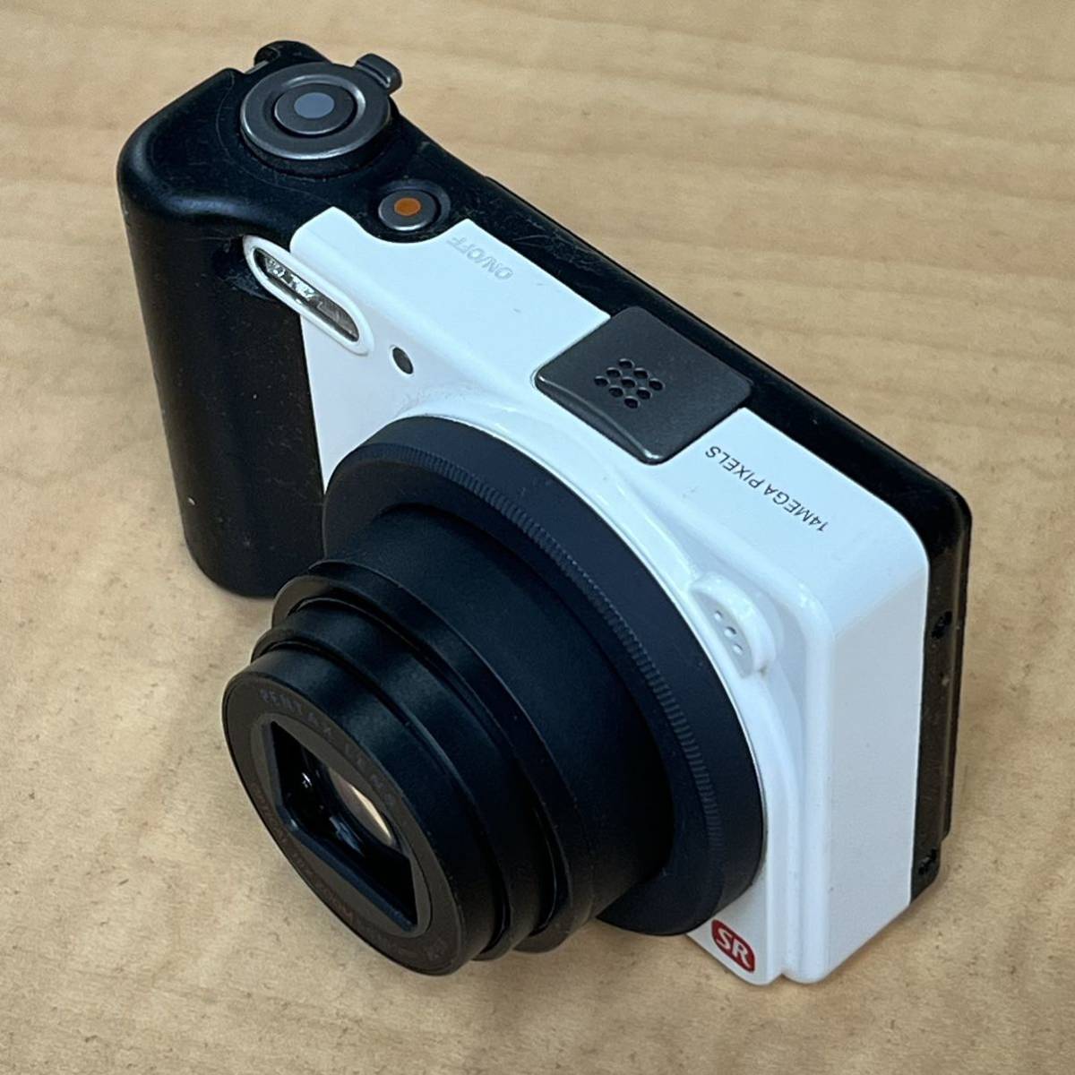 【全体的に状態が悪い】CA61 動作品 PENTAX Optio RZ10 コンパクトデジタルカメラ バッテリー 互換充電器 付属の落札情報 ...