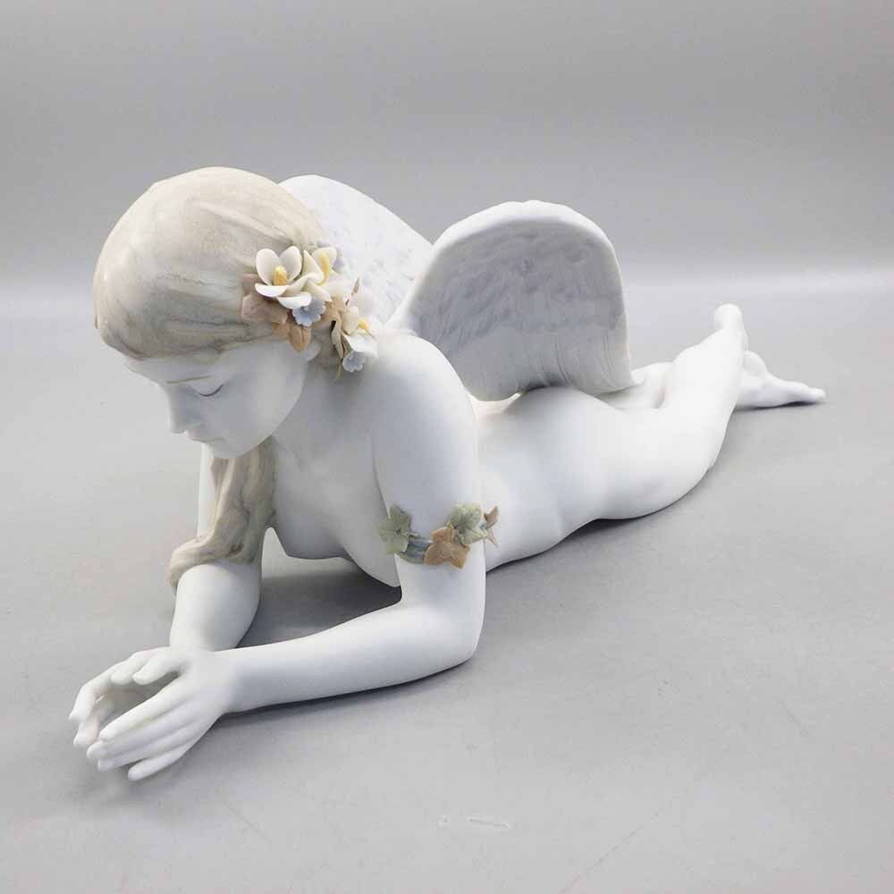 リヤドロ 海のそよ風 4922 フィギュリン / LLADRO 本を持つ女性 陶器