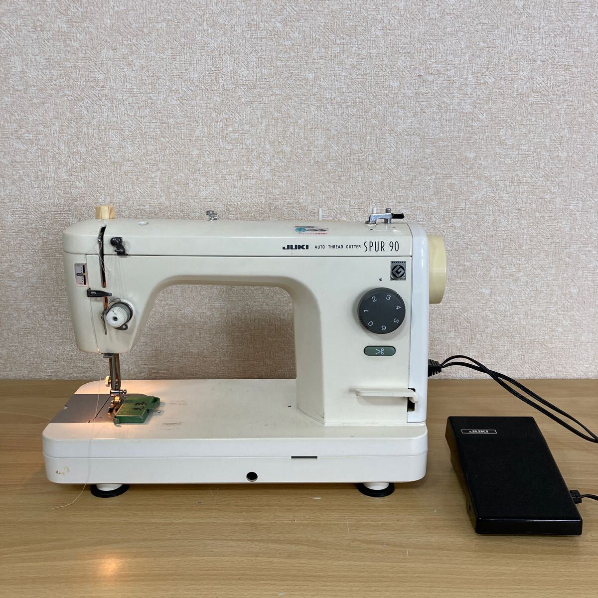 ☆安心保証付き☆ JUKI SPUR90S 整備済み 職業用ミシン本体