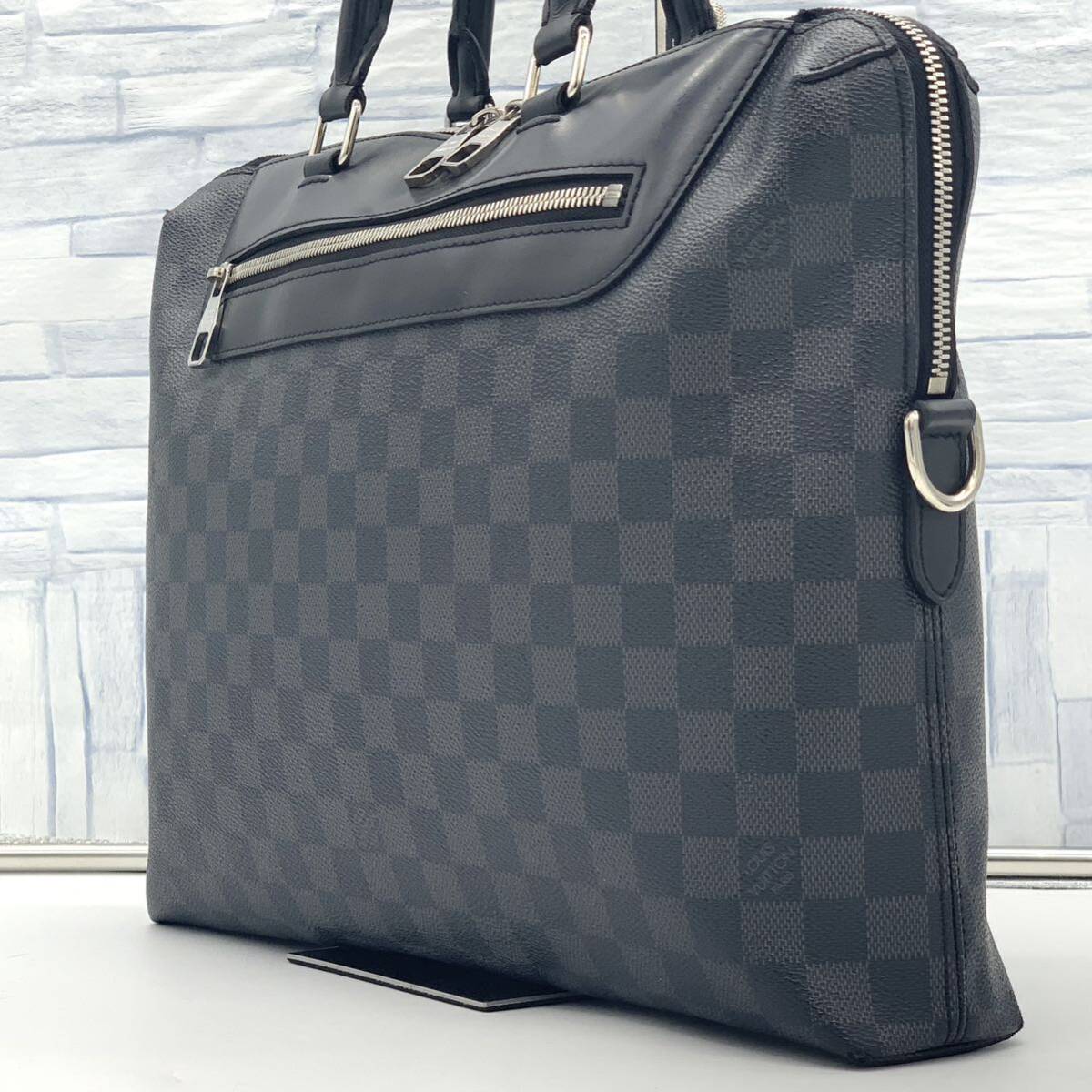 ルイヴィトン ビジネスバッグ ポルト ドキュマン ロザン タイガ グリズリ LOUIS VUITTON（ルイ・ヴィトン） ルイ ヴィトン タイガ ポルトドキュ