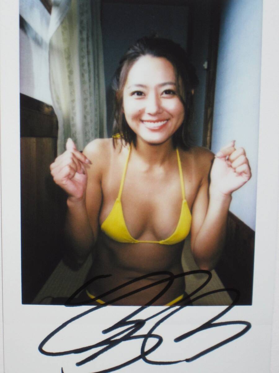 小那海あやさんが着用したホワイト三角ビキニと直筆サインチェキセット 小那海あや復帰記念プロジェクト | ひとつなぎ