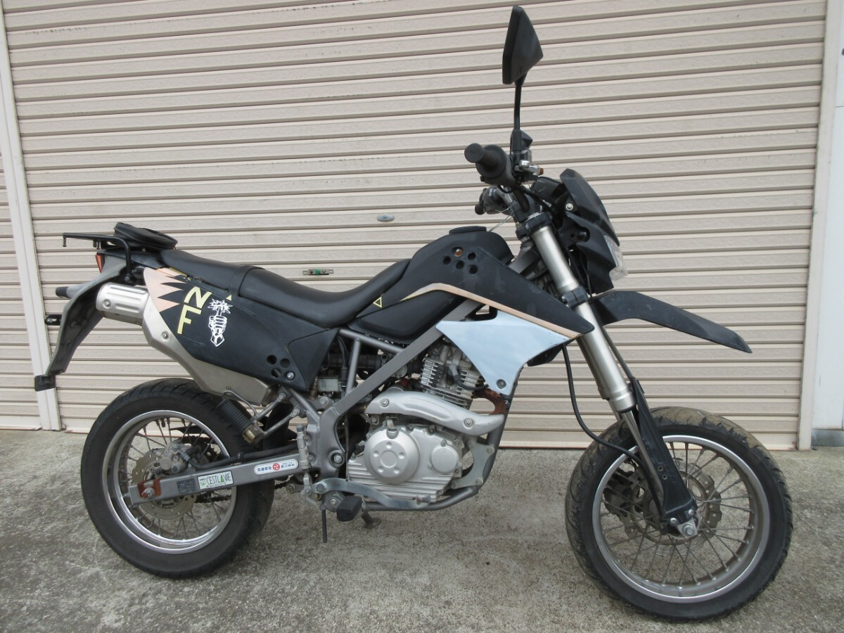 Dトラッカー125 KLX125 フロントホイール Dトラッカー125 KLX125 フロントホイール