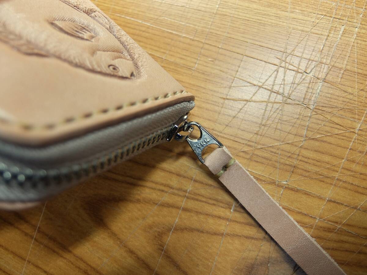 ☆1000円スタート 本革・レザークラフト 黒鯛のファスナー長財布
