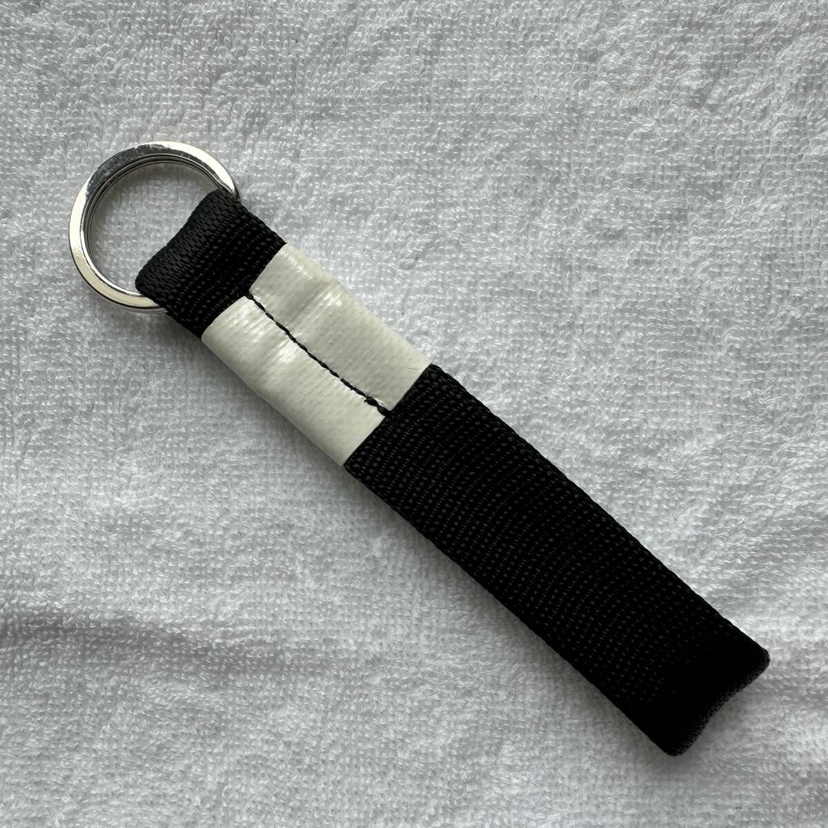 FREITAG F531 ARCHER グレー+緑色 FREITAG F531 ARCHER キーホルダー